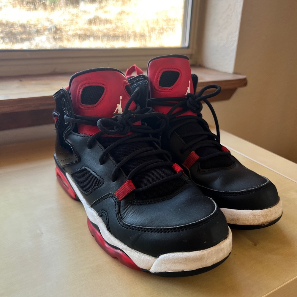 Nike Air Jordan Flight Club 91 shoes (Big Kids) Size 5.5Y